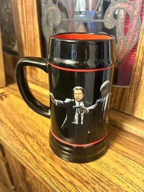 Black and Red Ceramic Pulp Fiction Movie-Themed Beer Stein
